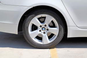 2008 (E61) BMW 535Xi Sport Wagon thumbnail