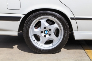 1995 BMW (E34) 540i M Sport thumbnail