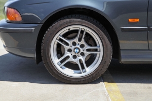 2000 BMW 528i thumbnail