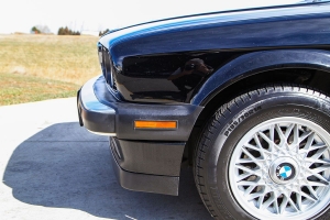 1988 BMW (E30) 325iS thumbnail