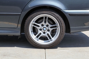 2000 BMW 528i thumbnail