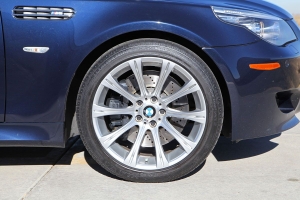 2008 BMW (E60) M5 thumbnail