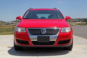 2008 Volkswagen Passat Wagon 2.0T thumbnail