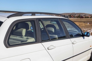 2000 BMW E46 323iT Sport Wagon (Touring) thumbnail