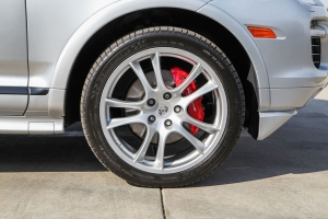 2010 Porsche (957) Cayenne GTS thumbnail