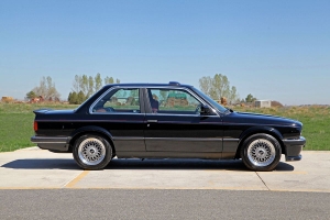1987 BMW 325iS thumbnail