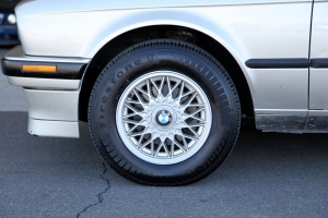 1989 BMW (E30) 325iS thumbnail