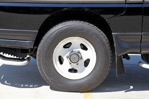 1991 Mitsubishi Delica Exceed thumbnail