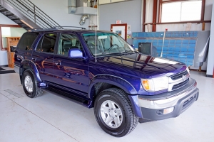 2002 Toyota 4Runner SR5 thumbnail