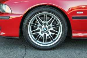 2003 BMW (E39) M5 thumbnail