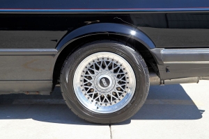 1987 BMW 325iS thumbnail