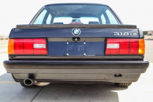 1991 BMW (E30) 318iS thumbnail