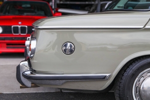 1972 BMW 2002 thumbnail