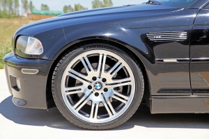 2004 BMW M3 thumbnail