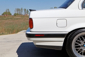 1988 BMW (E30) 325iS thumbnail
