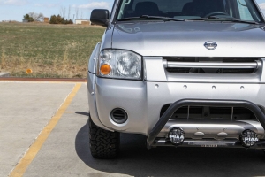 2004 Nissan Frontier (D22) 4x4 Long Bed Crew Cab XE-V6 thumbnail
