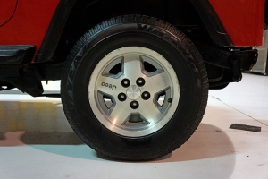 1993 Jeep Wrangler YJ thumbnail