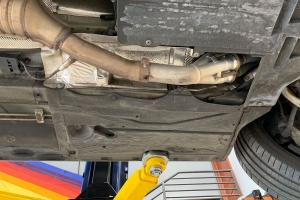 2002 BMW (E39) M5 thumbnail