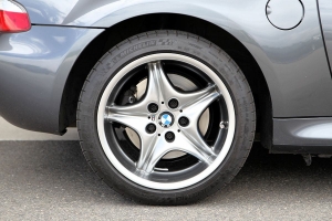 2002 BMW M Roadster thumbnail