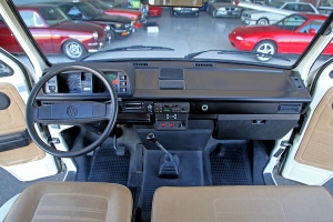 11988 Volkswagen Caravelle (Vanagon) Syncro thumbnail