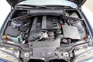 2004 BMW 325Ci thumbnail
