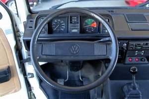 11988 Volkswagen Caravelle (Vanagon) Syncro thumbnail