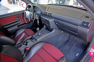 1995 BMW (E36/5) 318ti Club Sport thumbnail
