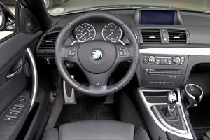 2012 BMW 135i Convertible M Sport thumbnail