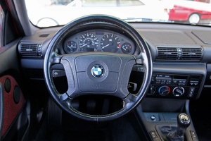 1995 BMW (E36/5) 318ti Club Sport thumbnail