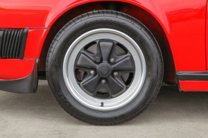 1983 Porsche 911 SC Coupe thumbnail
