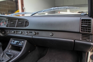 1986 Porsche 944 thumbnail