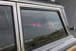 1987 Jeep (SJ) Grand Wagoneer thumbnail