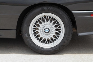 1988 BMW E30 M3 thumbnail