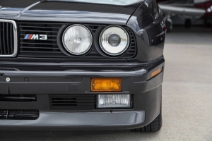 1988 BMW E30 M3 thumbnail