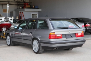 1992 BMW 525IX Touring (European Import) thumbnail