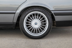 1992 BMW 525IX Touring (European Import) thumbnail