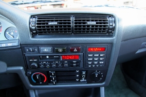 1987 BMW (E30) 325iS thumbnail
