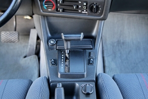 1990 BMW 325i M Tech II Coupe thumbnail