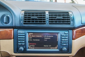 2003 BMW (E39) M5 thumbnail