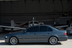 2000 BMW (E39) M5 thumbnail