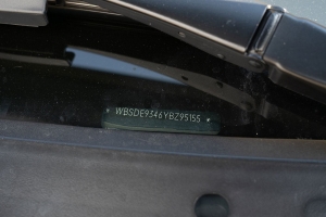 2000 BMW (E39) M5 thumbnail