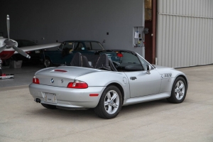 2000 BMW Z3 2.3 Roadster thumbnail