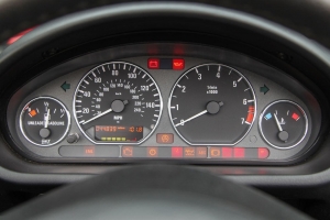 2000 BMW Z3 2.3 Roadster thumbnail