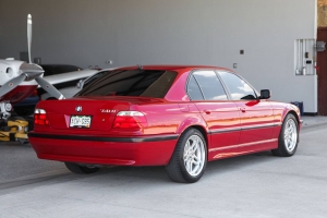 2001 BMW 740i M Sport thumbnail