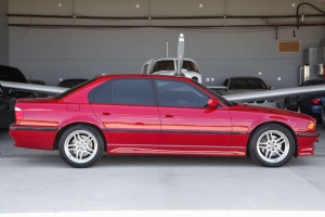 2001 BMW 740i M Sport thumbnail