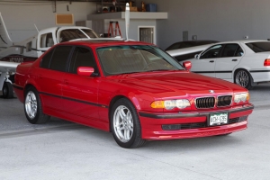 2001 BMW 740i M Sport thumbnail