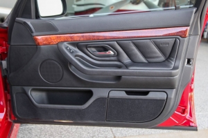 2001 BMW 740i M Sport thumbnail