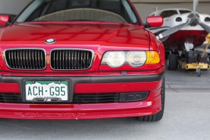 2001 BMW 740i M Sport thumbnail