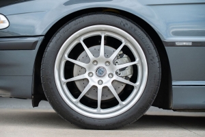 2001 BMW (E38) 740i M Sport thumbnail