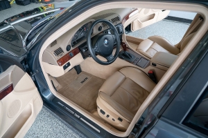 2001 BMW (E38) 740i M Sport thumbnail